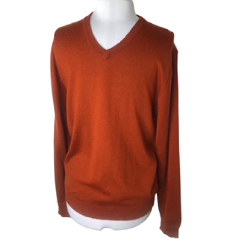 NWT Club Room V-Neck Long Sleeve Italian Yarn Men's Nutmeg Sweater Size M - Picture 2 of 8